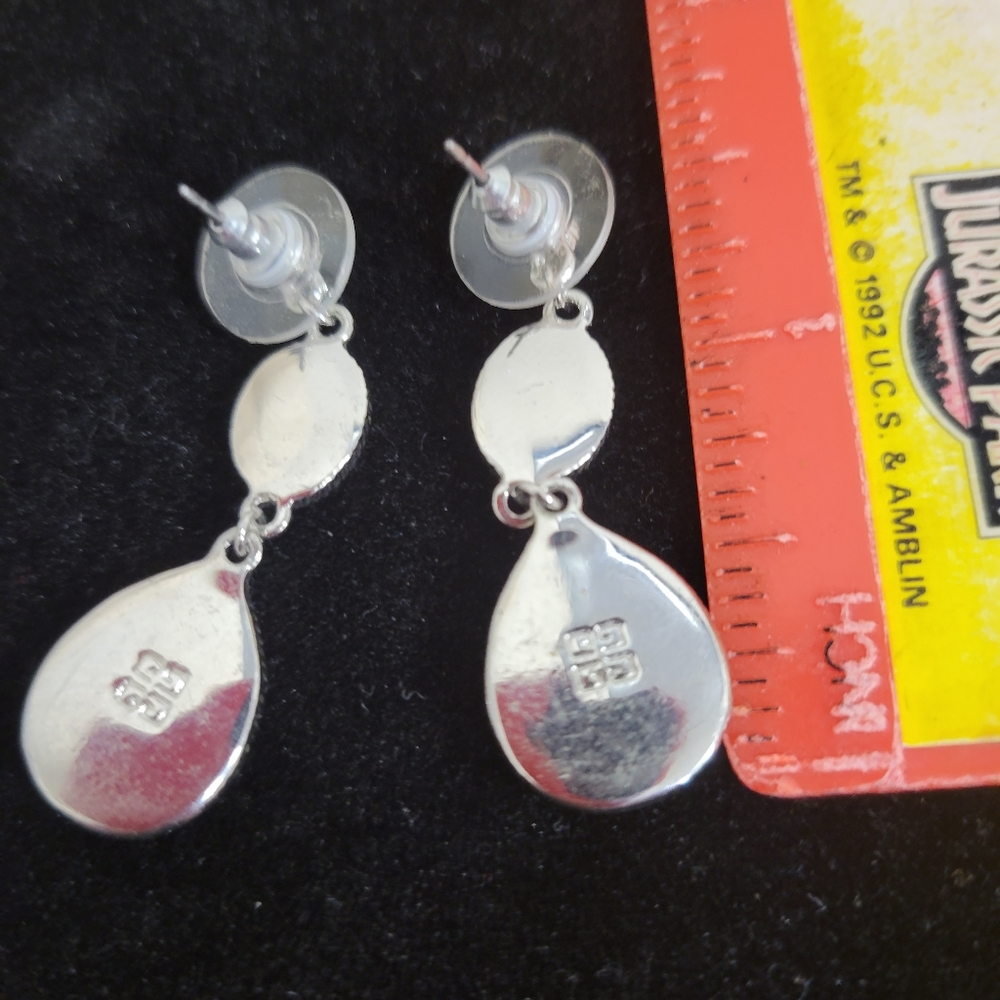 Givenchy earrings - Picture 6 of 6